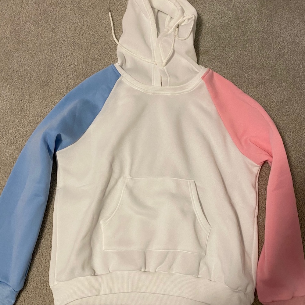 Color block type hoodie